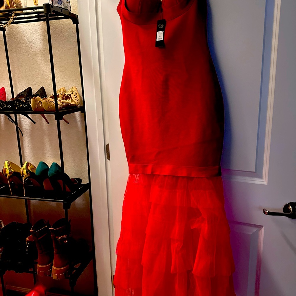 Beautiful Crimson Red Mermaid Evening Dress. Perfect For A Holiday Party
